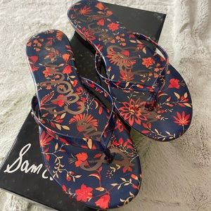 Sam Edelman Oliver flip flop sandals blue floral size 7.5